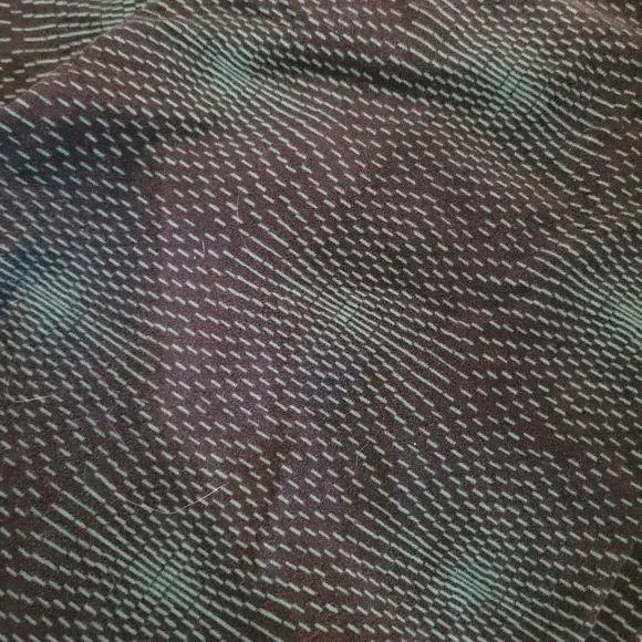 LULAROE TALL & CURVY LEGGINGS - Picture 2 of 2